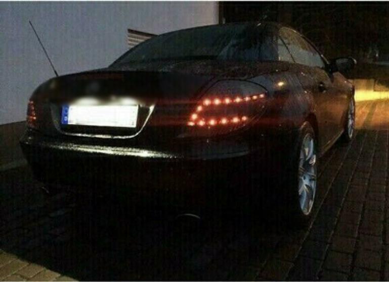 Preview: LED Upgrade Design Rückleuchten für Mercedes Benz SLK R171 04-11 schwarz/rauch mit LED Nebelschlußlicht
