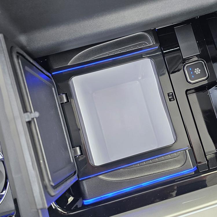 Upgrade Luxury Line Staufach Mittelkonsole Ablage für Mercedes Benz V-Klasse Vito Viano W447 14-23 mit LED Beleuchtung, USB, Kühlfunktion