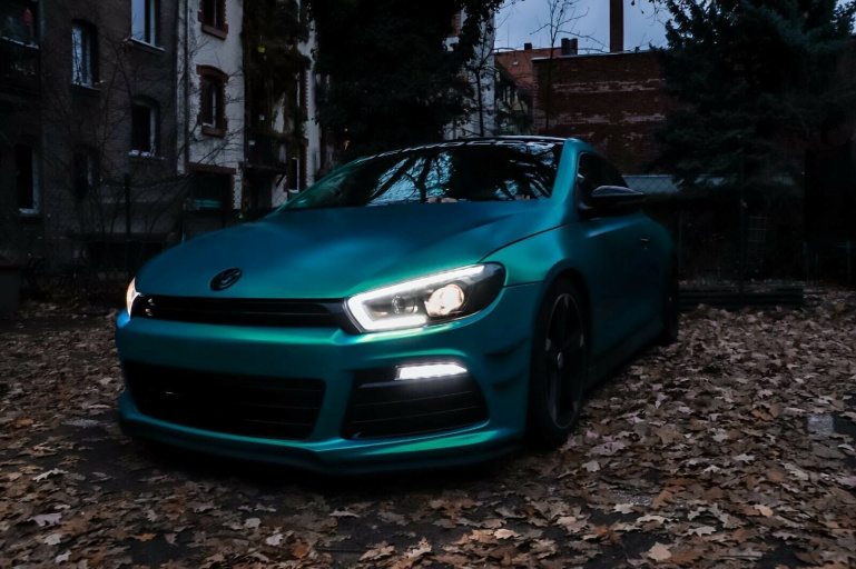 LED Tagfahrlicht Scheinwerfer für VW Scirocco III 14-17 schwarz dynamisch