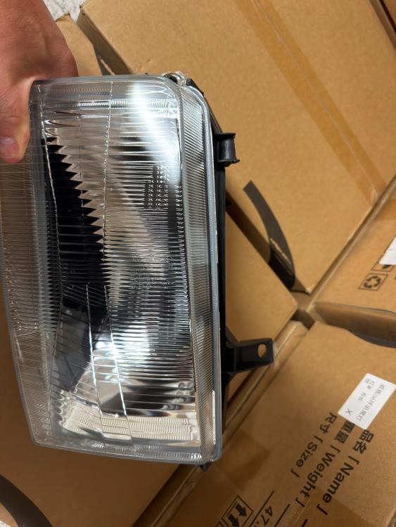 Preview: B-Ware  Upgrade Design Scheinwerfer Set mit Blinkern passend für VW T4 90-03 (kurzer Vorderwagen) schwarz