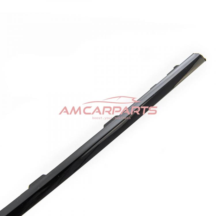 Preview: Upgrade Design Frontgrillblenden, kurzes Set, glänzend schwarz für VW T6.1 Multivan 2019-2024