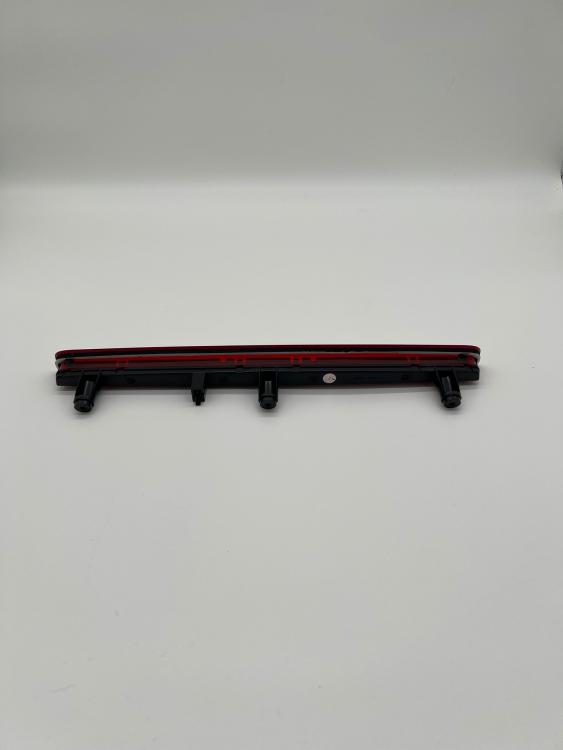 Upgrade Design LED Lightbar Bremsleuchte für VW T5 Bus 03-15 mit Heckklappe rot