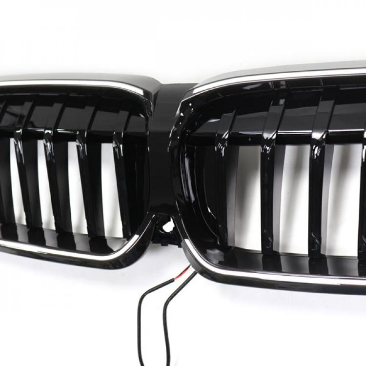 LED-Kühlergrill mit einer Lamelle in Hochglanzschwarz für BMW 3er G20 2019-2022