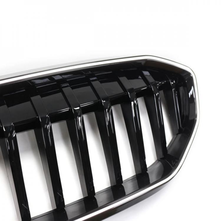 LED-Kühlergrill mit einer Lamelle in Hochglanzschwarz für BMW 3er G20 2019-2022