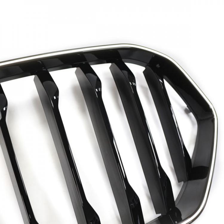 LED-Kühlergrill mit einer Lamelle in Schwarz glänzend passend für BMW X6 Serie G06 2019–2023