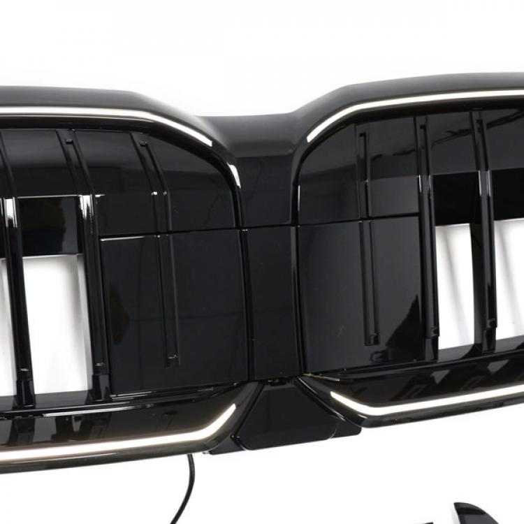 LED-Kühlergrill mit einer Lamelle in Schwarz glänzend passend für BMW 5er G60 2024 +