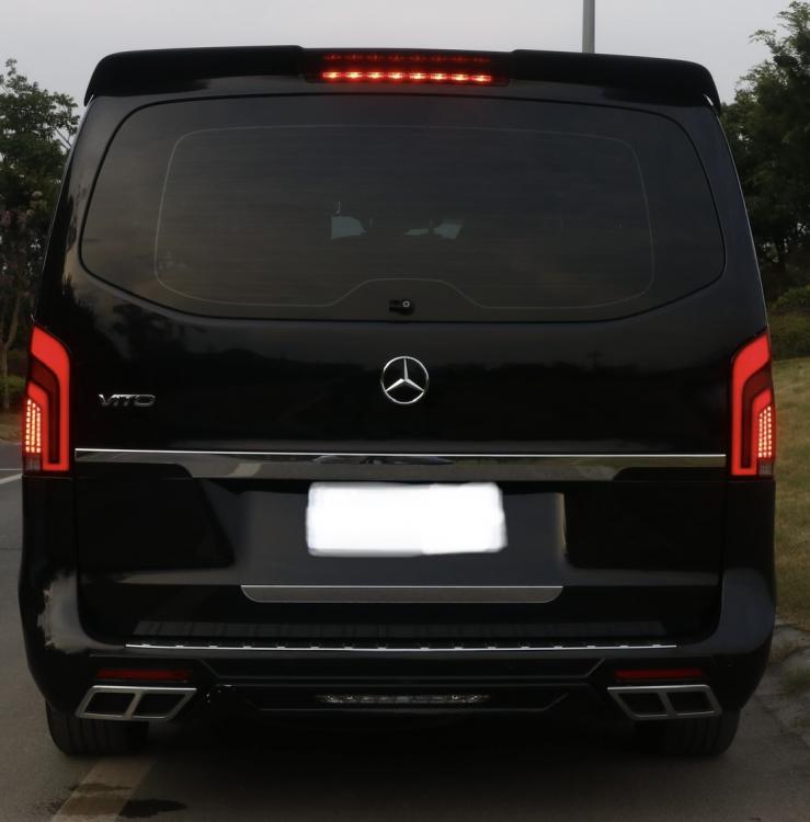 Upgrade Sport Optik Bodykit (Heckstoßstange + Frontstoßstange + Auspuffblenden + Frontgrill) für Mercedes Benz V-Klasse/Vito W447 14-21