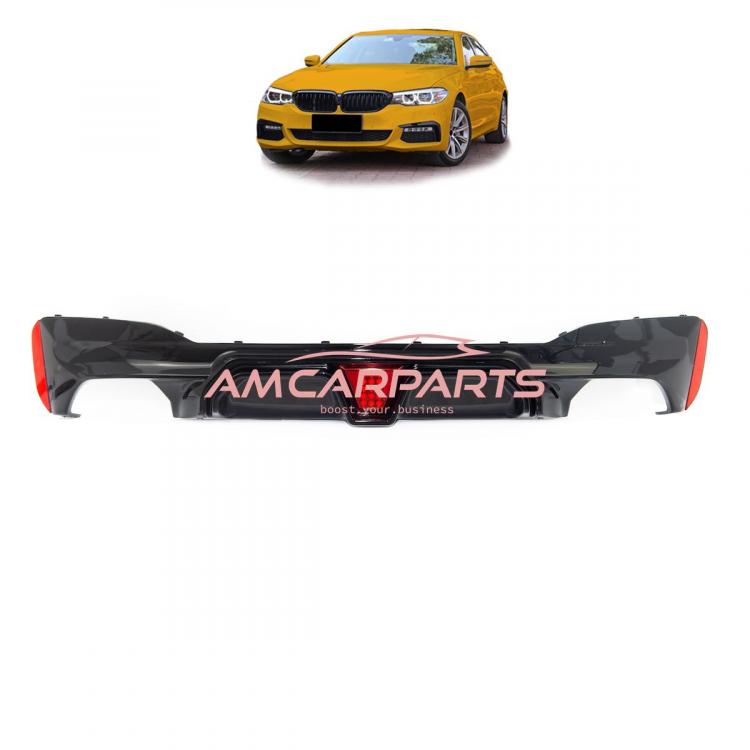 Upgrade Sport Design Heck Diffusor passend für BMW 5er G30, F90 / G31 Limousine / Touring 17-23 Hochglanz schwarz mit integrierter LED-Bremsleuchte