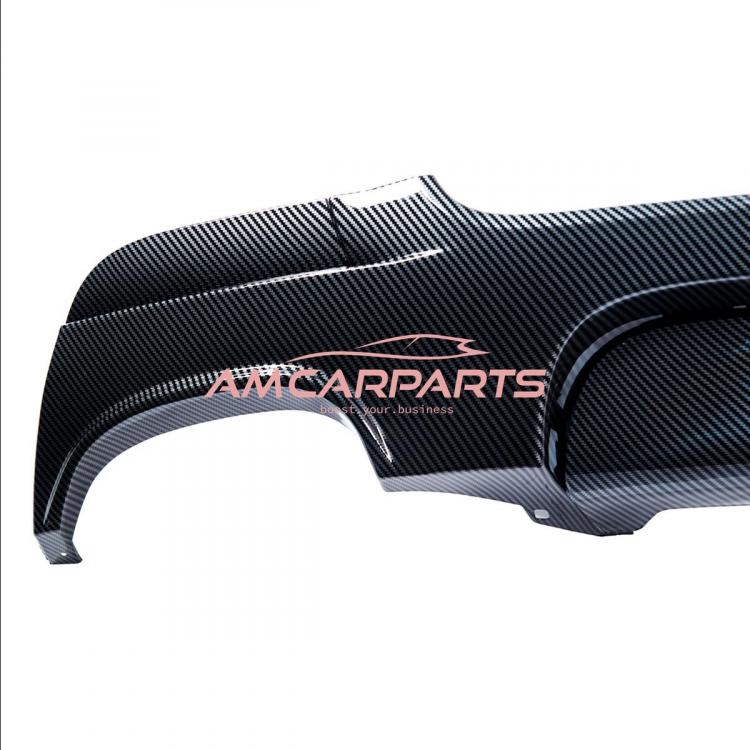 Upgrade Sport Design Heck Diffusor passend für BMW 3er E92 / E93 Coupe / Cabrio 06-13 Carbon-Optik