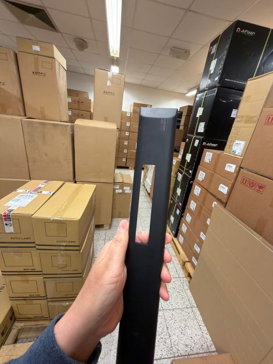 Preview: B-Ware  Upgrade Türleisten / Zierleisten Komplettset + Emblem Motorsport für 3er BMW E36 Lim+Touring 90-99 schwarz