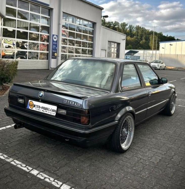 Exklusiv Classic-Sport Design Rückleuchten passend für BMW 3er E30 Facelift Limo, 2-Türer (Coupe), Cabrio, Touring 87-94 schwarz