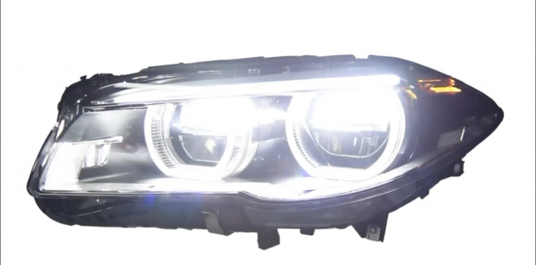 VOLL LED Angel Eyes Scheinwerfer Set für BMW 5er F10/F11 LCI (Facelift) 13-16 schwarz