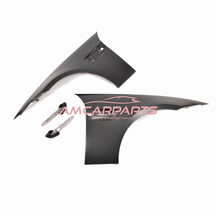 Preview: Upgrade Sport Design Kotflügel Set vorn passend für BMW 3er E90 / E91 Limousine / Touring 04-11