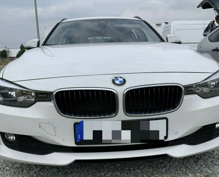 Upgrade Sportgrill Nieren für BMW 3er F30/F31 Limousine/Touring 11-18 matt schwarz in Doppelsteg Design