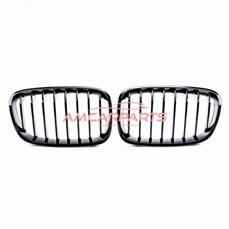 Upgrade Design Kühlergrill / Sportgrill passend für BMW 1er F20 / F21 Vor-Facelift 11-15 Hochglanz schwarz