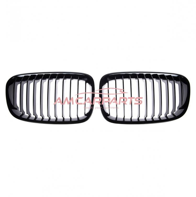 Preview: Upgrade Design Kühlergrill / Sportgrill passend für BMW 1er F20 / F21 Vor-Facelift 11-15 Hochglanz schwarz