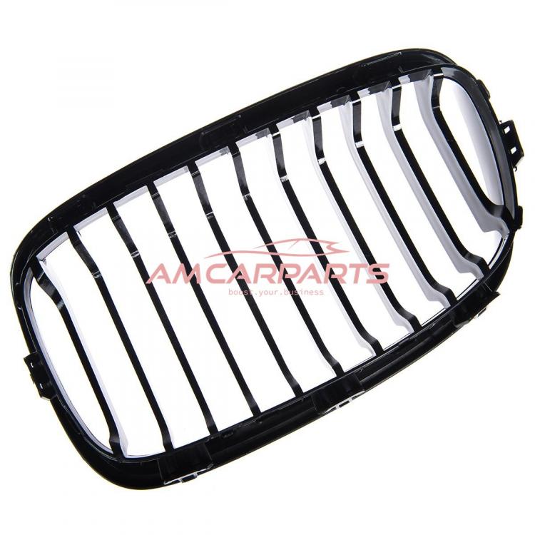 Upgrade Design Kühlergrill / Sportgrill passend für BMW 1er F20 / F21 Vor-Facelift 11-15 Hochglanz schwarz