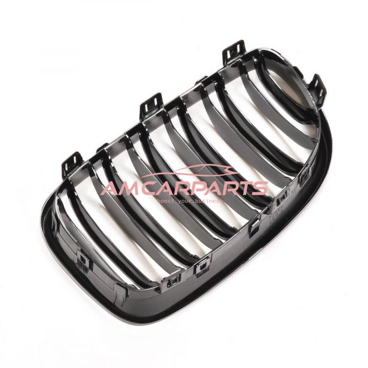 Preview: Upgrade Design Kühlergrill / Sportgrill passend für BMW 1er E81 / E82 / E87 / E88 Facelift 07-12 Hochglanz schwarz