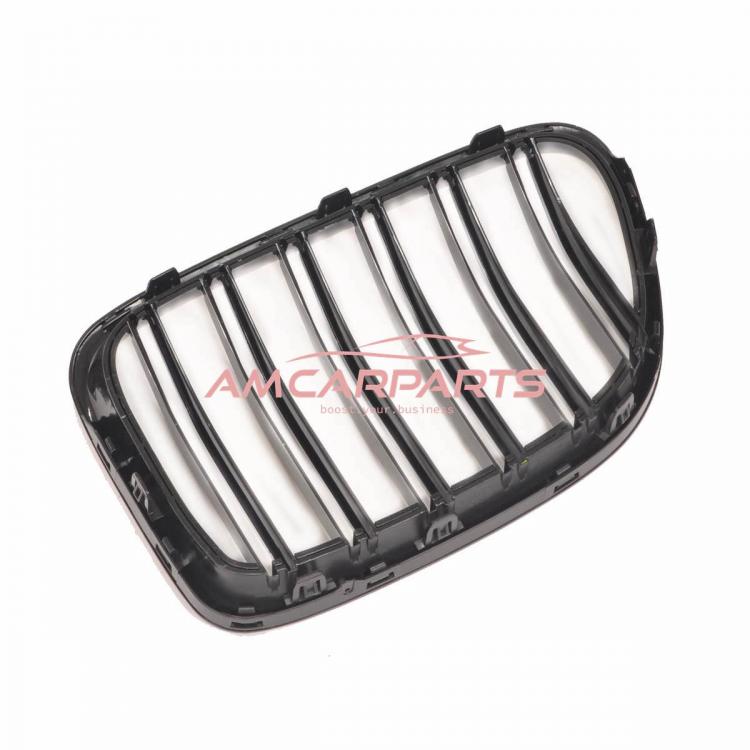 Upgrade Design Kühlergrill / Sportgrill passend für BMW X1 E84 09-15 Hochglanz schwarz