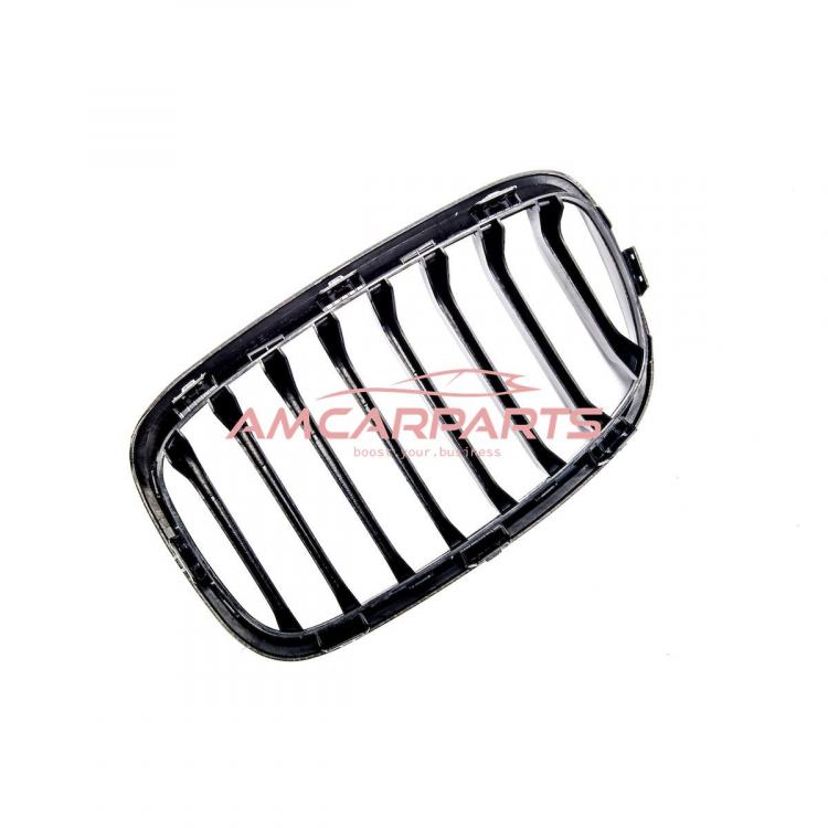 Upgrade Design Kühlergrill / Sportgrill passend für BMW 1er F20 / F21 Vor-Facelift 11-15 Carbon-Optik