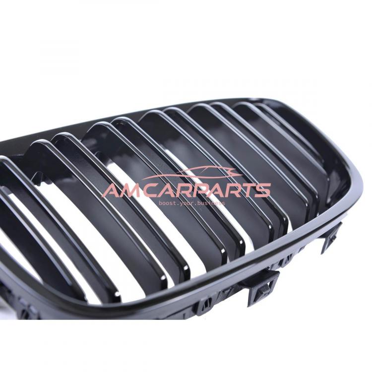 Upgrade Design Kühlergrill / Sportgrill passend für BMW 1er F20 / F21 Vor-Facelift 11-15 Hochglanz schwarz