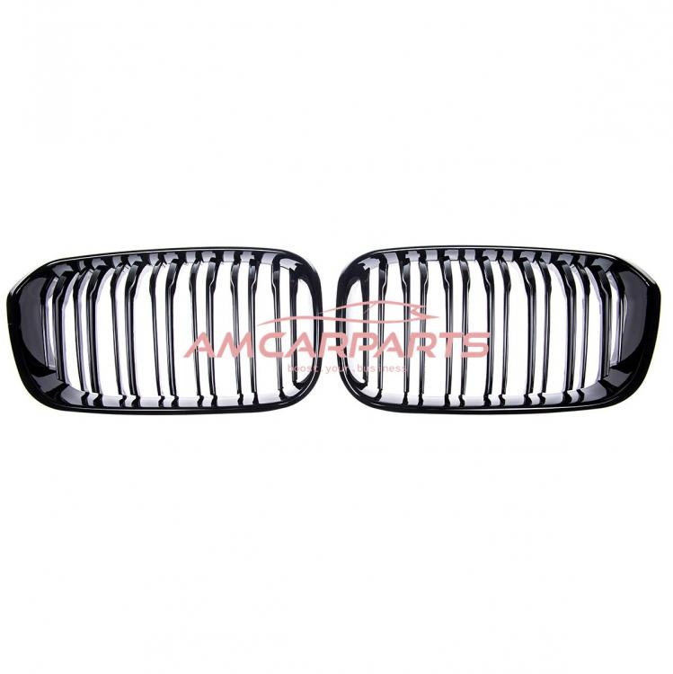 Preview: Upgrade Design Kühlergrill / Sportgrill passend für BMW 1er F20 / F21 Facelift 15-19 Hochglanz schwarz