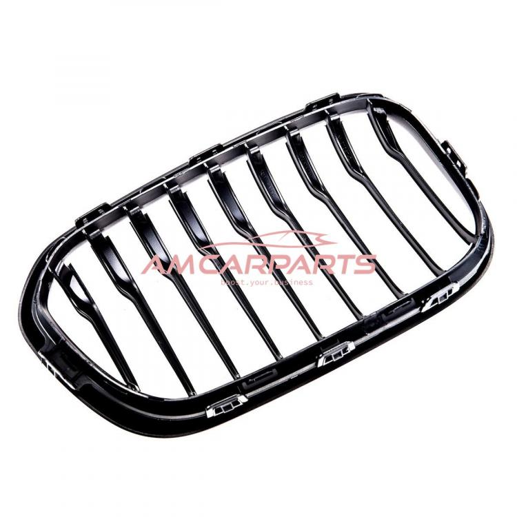 Upgrade Design Kühlergrill / Sportgrill passend für BMW 1er F20 / F21 Facelift 15-19 Matt schwarz