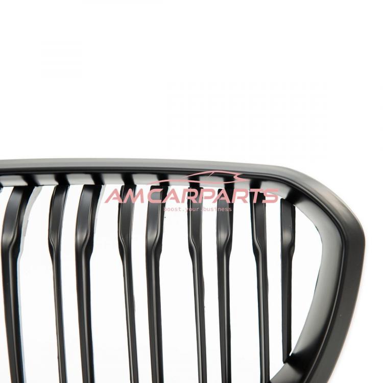 Preview: Upgrade Design Kühlergrill / Sportgrill passend für BMW 1er F20 / F21 Facelift 15-19 Matt schwarz