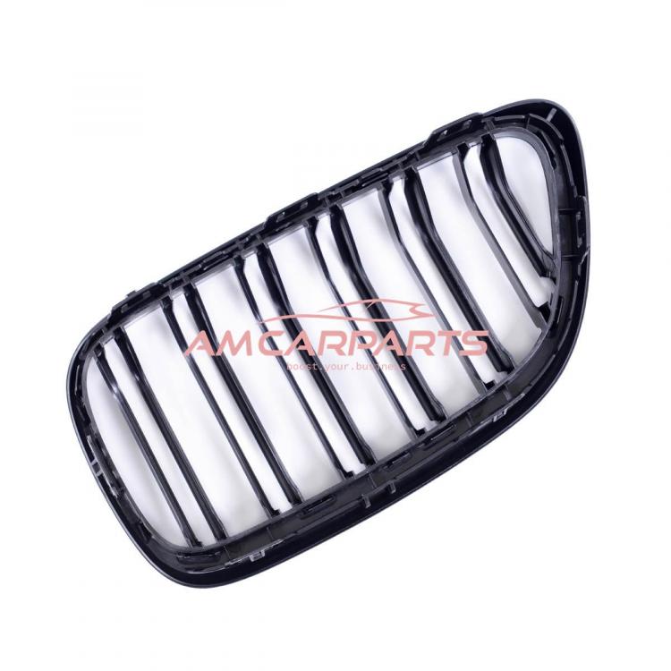 Upgrade Design Kühlergrill / Sportgrill passend für BMW 2er F22 / F23 / F87 14-21 Hochglanz schwarz