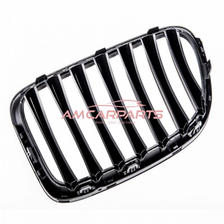 Upgrade Design Kühlergrill / Sportgrill passend für BMW X1 E84 09-15 Matt schwarz