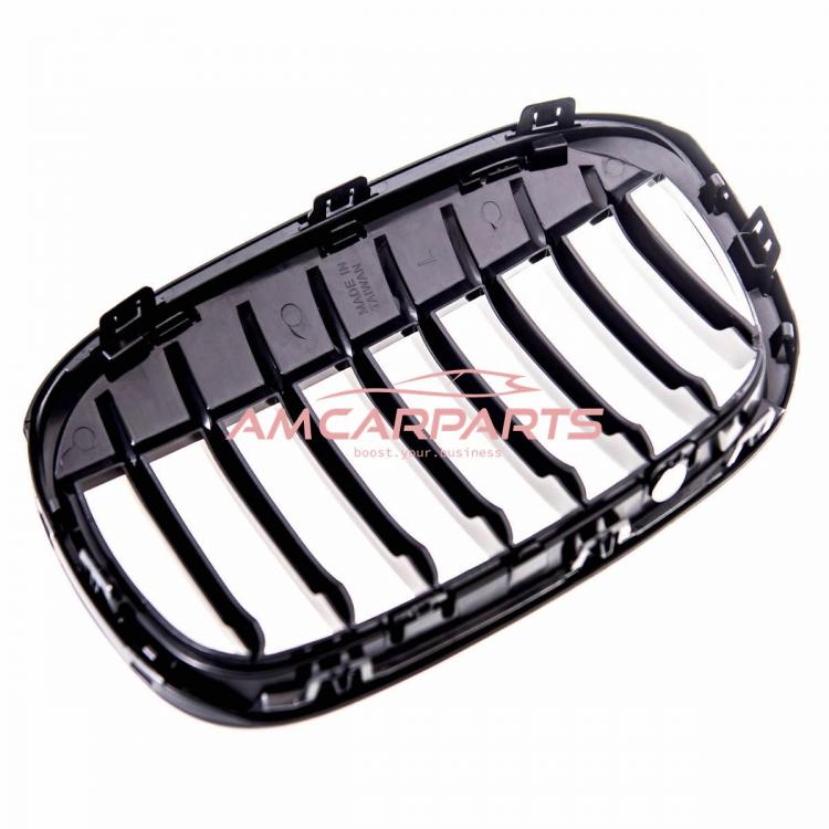 Upgrade Design Kühlergrill / Sportgrill passend für BMW X1 F48 Vor-Facelift 15-19 Hochglanz schwarz