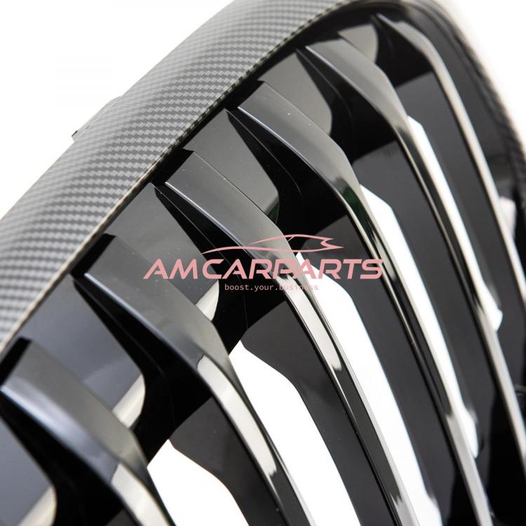 Upgrade Design Kühlergrill / Sportgrill passend für BMW X1 F48 Facelift 19-22 Carbon-Optik / Hochglanz schwarz