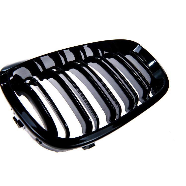 Preview: Upgrade Design Kühlergrill / Sportgrill passend für BMW 3er E46 Facelift Coupe/Cabrio 03-06 Hochglanz schwarz