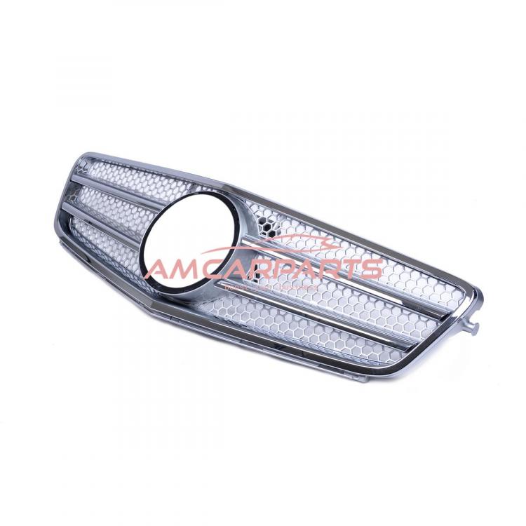 Preview: Upgrade Design Kühlergrill / Sportgrill für Mercedes C-Klasse (W204) / C-Klasse (S204) Vor-Facelift 07-11 Hochglanz silber / chrom