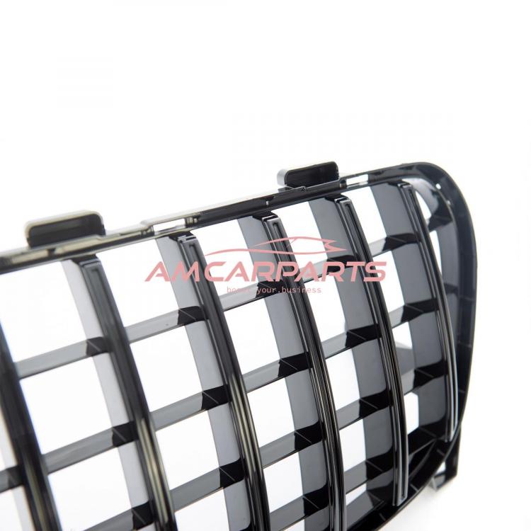 Preview: Upgrade Design Kühlergrill / Sportgrill für Mercedes GLA-Klasse (X156) Facelift 17-19 Hochglanz schwarz