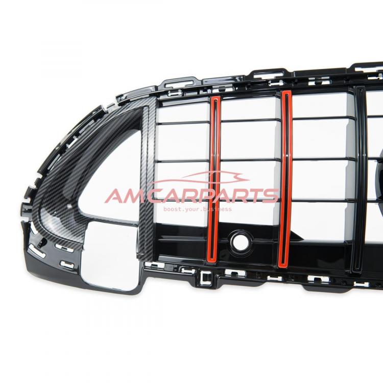 Upgrade Design Kühlergrill / Sportgrill passend für Mercedes Benz C-Klasse W206 / S206 21+ Carbon-Optik / Hochglanz schwarz + rote Akzentstreifen
