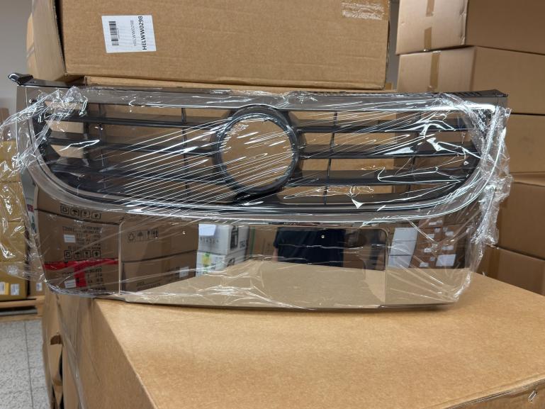 Preview: B-Ware  Upgrade Design Kühlergrill ohne Emblem, mit Emblemhalter, Chrom, passend für VW TOURAN (1T1, 1T2) 2006-2009