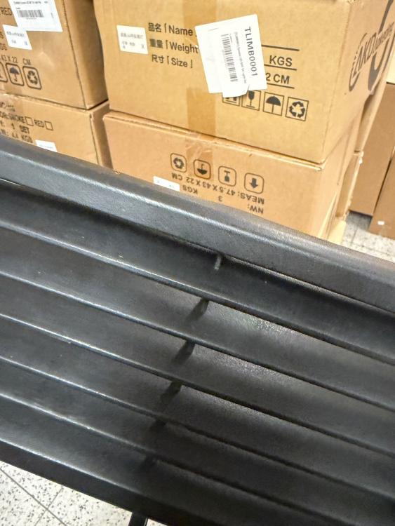 Preview: Upgrade Sportgrill / unterer Kühlergrill für Volkswagen T3 79-92 schwarz matt Südafrika-Version - B Ware
