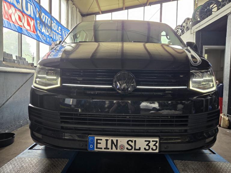 Preview: LumiFire Upgrade LED Kühlergrill Sportgrill passend für VW T6 15-19 Hochglanz-schwarz