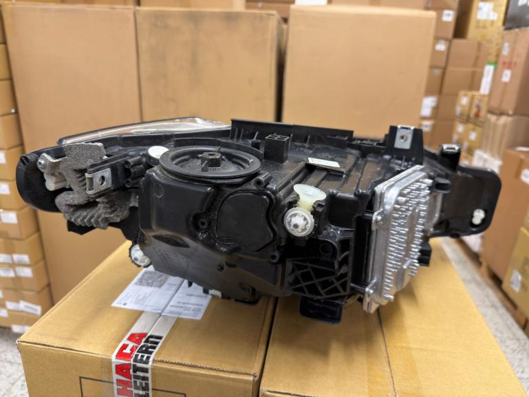 Preview: B-Ware  VOLL LED Upgrade Tagfahrlicht Scheinwerfer Set für BMW 3er F30 / F31 11-15 schwarz (werks. Halogen)