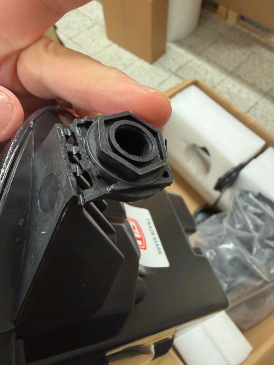 Preview: B-Ware   Upgrade Black-Design Scheinwerfer für VW Golf 5 03-09 schwarz