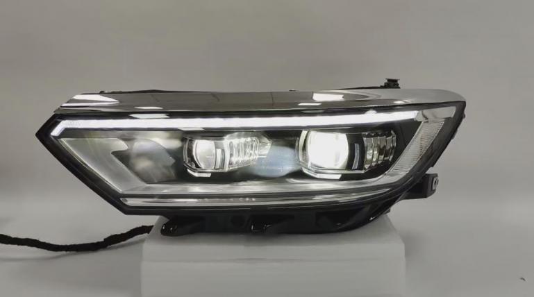 Preview: Voll LED Tagfahrlicht Scheinwerfer Set für VW Passat B8 14-19 schwarz mit dynamischen LED Blinker & Willkommensfunktion