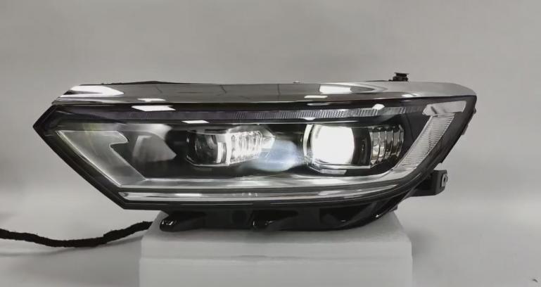 Voll LED Tagfahrlicht Scheinwerfer Set für VW Passat B8 14-19 schwarz mit dynamischen LED Blinker & Willkommensfunktion