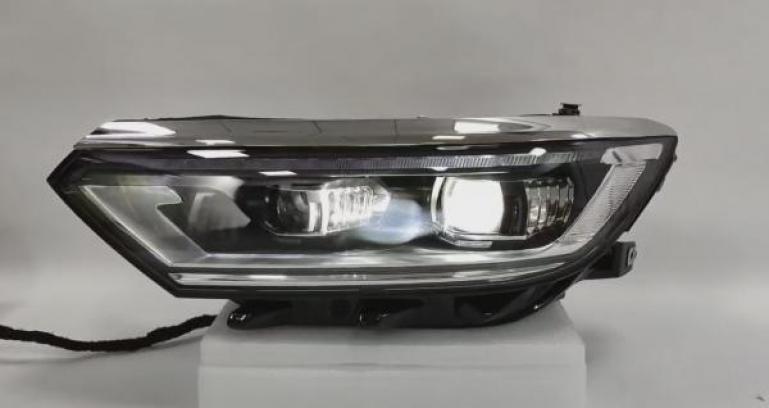 Voll LED Tagfahrlicht Scheinwerfer Set passend für VW Passat B8 14-19 schwarz mit dynamischen LED Blinker & Willkommensfunktion