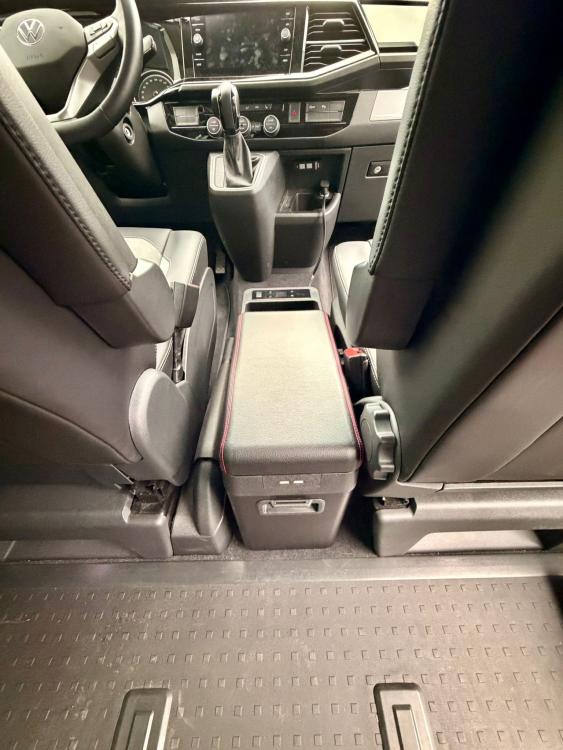 Upgrade+ "Freeze" Staufach Mittelkonsole Ablage für VW T5 Facelift 10-20 mit Kühlfunktion, USB und Induktions-Ladung + App Steuerung