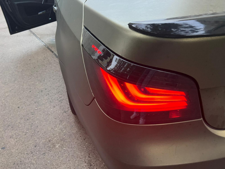 LED Lightbar Design Rückleuchten für BMW 5er E60 LCI Limousine 07-10 schwarz