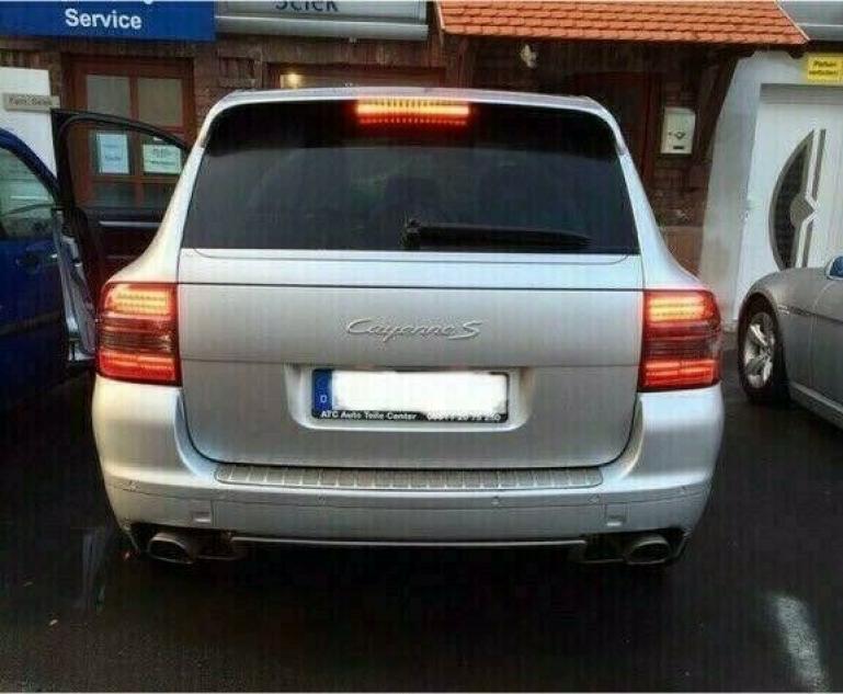 LED Upgrade Design Rückleuchten für Porsche Cayenne 955 / 9PA 02-06 rot/rauch