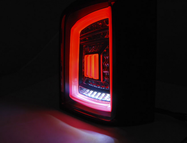 Voll LED Lightbar Design Rückleuchten für VW T5 / T5 GP 03-15 schwarz/rauch/rot (Heckklappe)