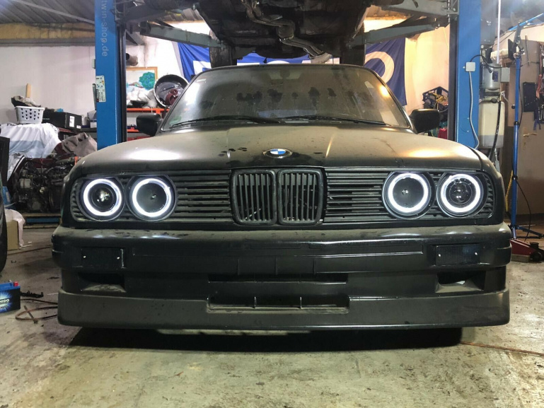 LED Angel Eyes Scheinwerfer für BMW 3er E30 82-94 schwarz