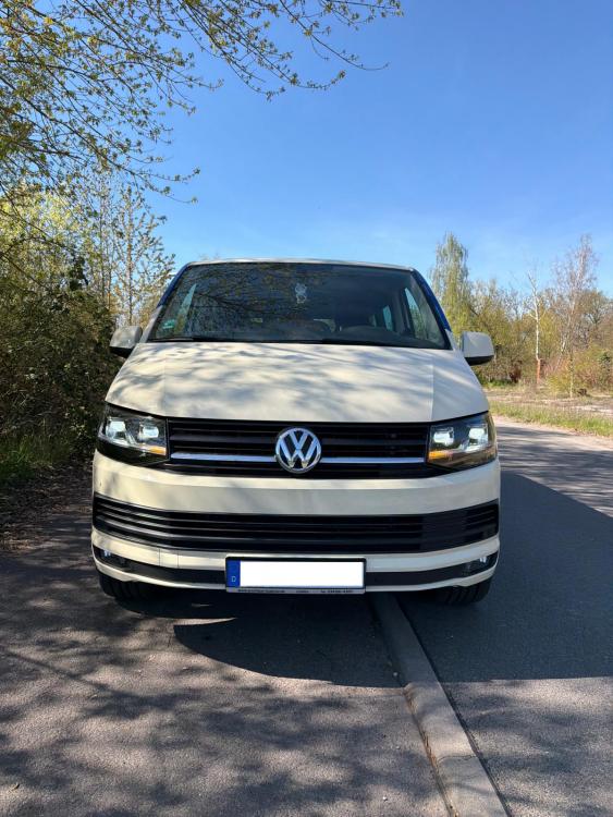 VOLL-LED Scheinwerfer passend für VW T6 15-19 schwarz mit dynamischem LED Blinker